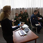 К проведению занятий были привлечены ведущие специалисты в области психологической реабилитации военнослужащих – преподаватели  Военного университета
