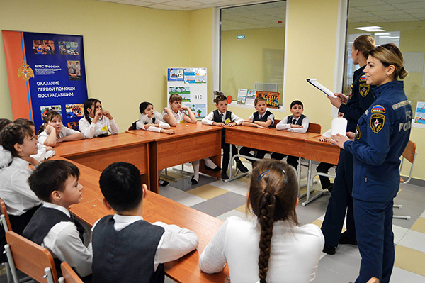 Психологи Сибирского филиала организовали площадку                    «Твоя безопасность» для детей младшего школьного возраста.